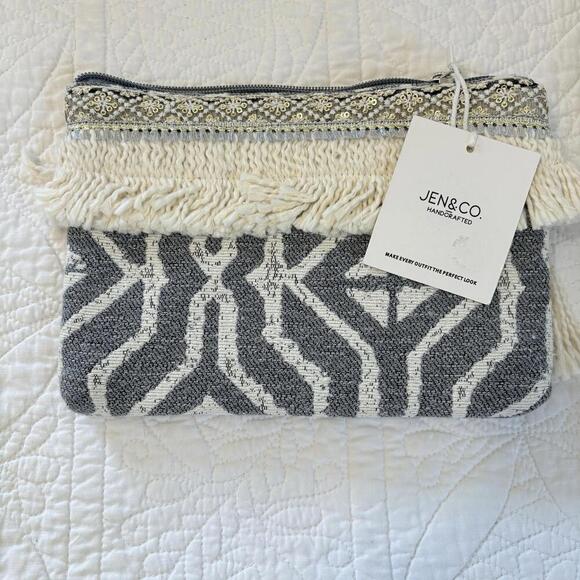 Jen & Co Gray Cream Clutch‎ Handmade With Beading And Cotton Tassel. Zip Close. - Picture 1 of 12